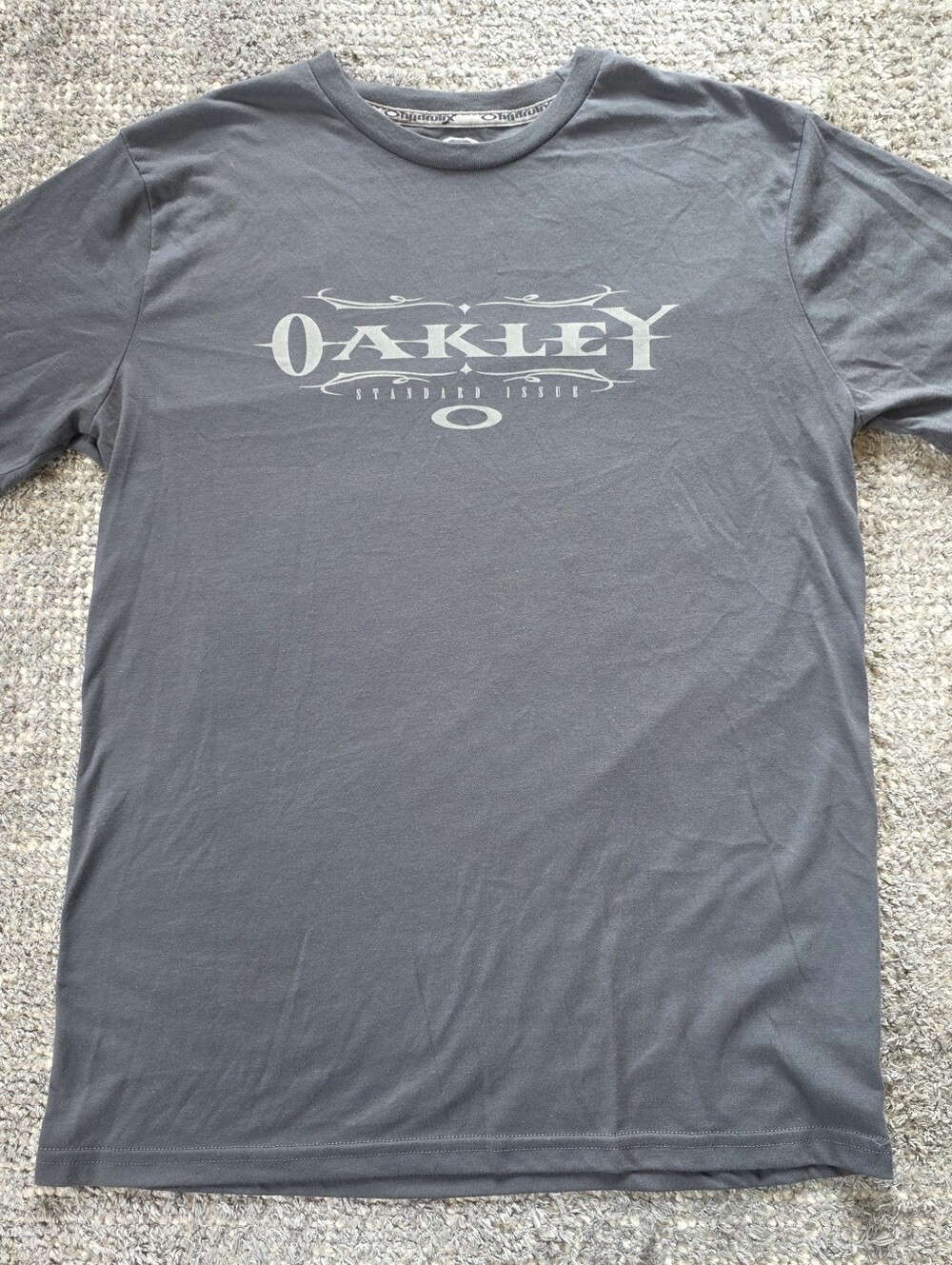 Oakley Standard Issue SI Graphic T Shirt Mens Medium Gray Regular Fit Tactical